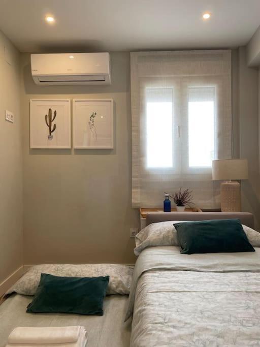 Apartamento Velarde-Maestranza Apartman Sevilla Kültér fotó